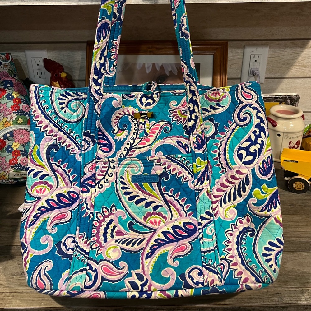 Vera Bradley Tote